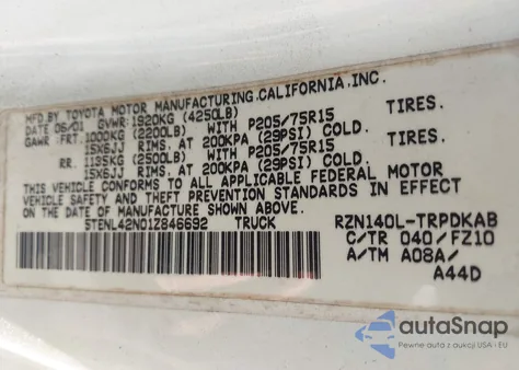 2001 Toyota Tacoma из США, поврежденный, VIN 5TENL42N01Z846692